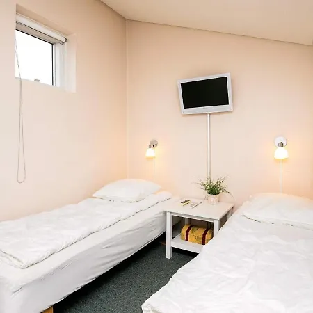 Apartment 4 Person Holiday On A In