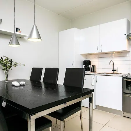 4 Person Holiday On A In Apartment